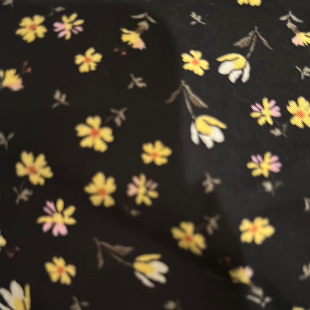 Floral Button-Up Dress - Picture 3 of 4